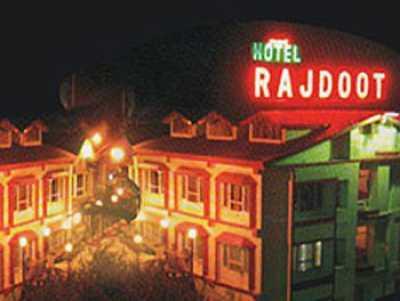 Hotel Rajdoot Шимла Экстерьер фото